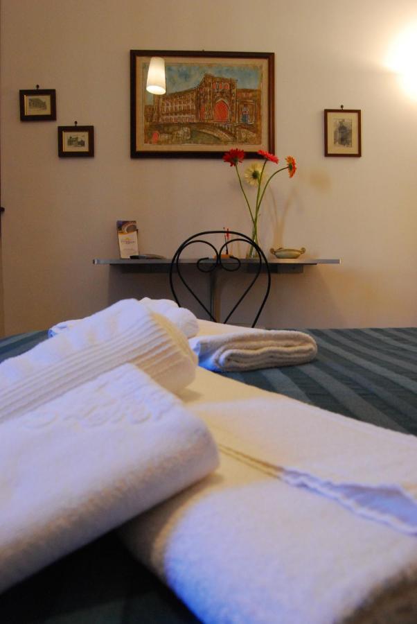 B&B Corte Barocca Lecce Exterior photo