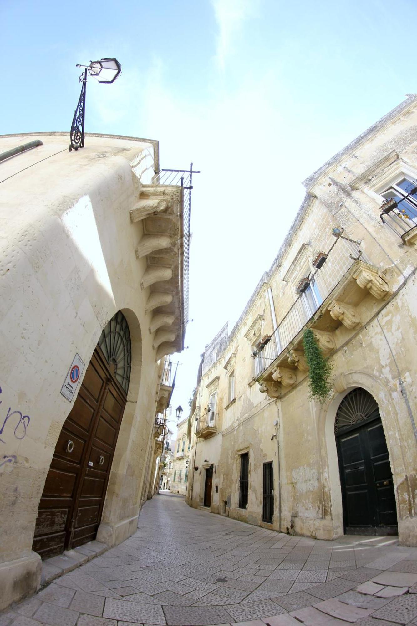 B&B Corte Barocca Lecce Exterior photo